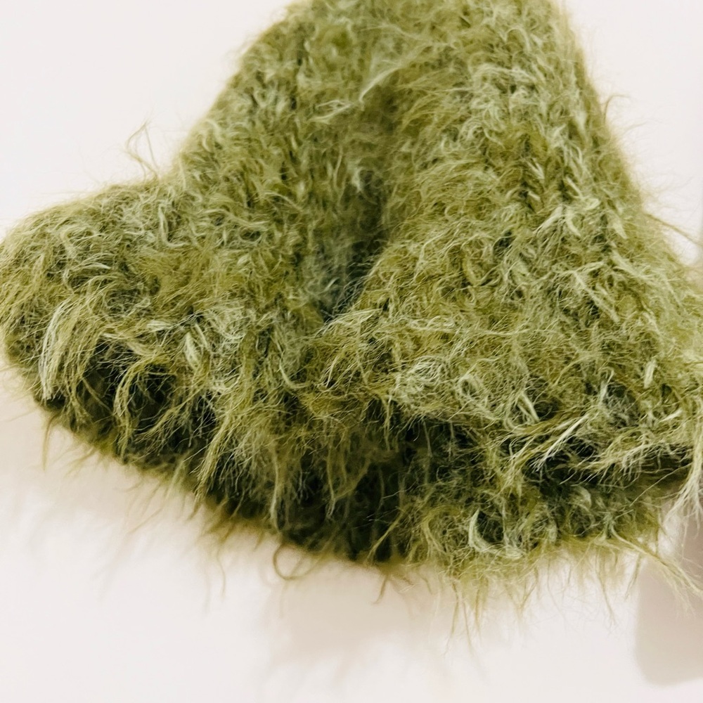 Women’s Fuzzy Olive Green and Pink Mixed Bucket Hat Set - Soft Winter Accessory - Picture 3 of 4